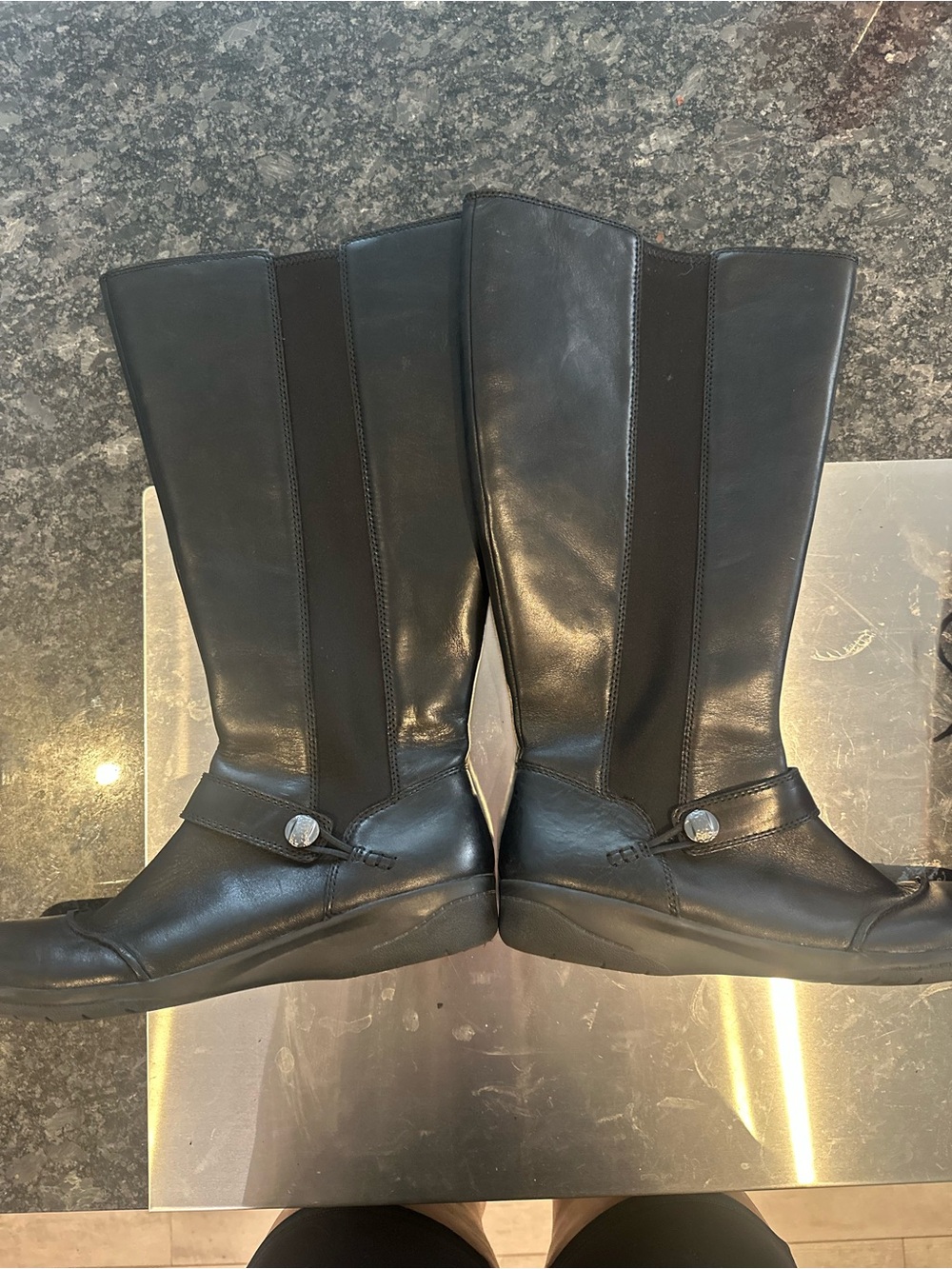 Clark’s Black Leather Knee-High Women's Boots size 9.5